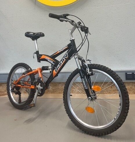 Kinder MTB schwarz